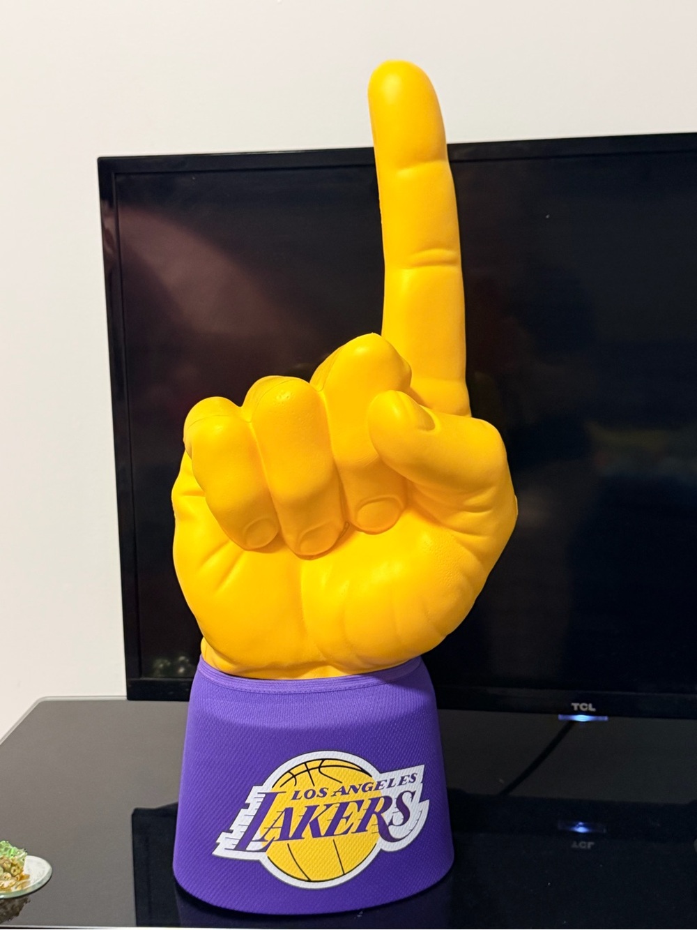 Los Angeles Lakers Foam Finger - Yellow Finger, Purple Base